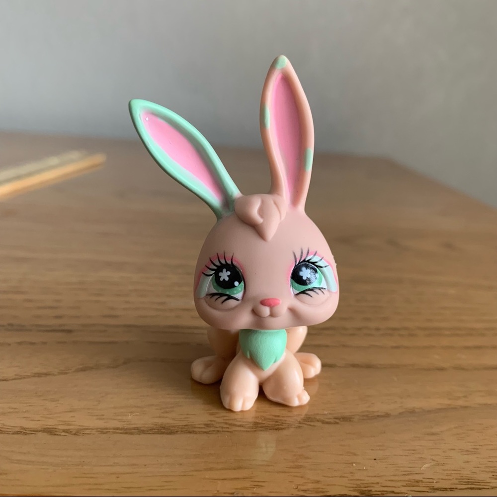 Littlest Pet Shop Easter Bunny